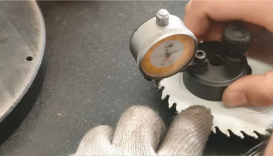 Wysokiej dokładności Wysokiej precyzji Torsel Saw Grinding Machine